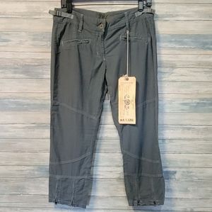 DA-NANG CORDUROY CROPPED PANTS